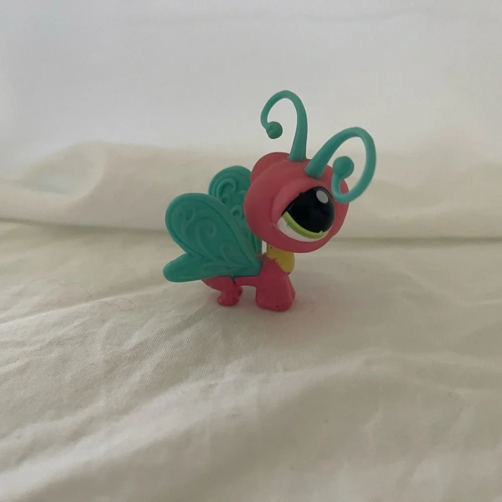 Littlest Pet Shop LPS Pink Butterfly #1917